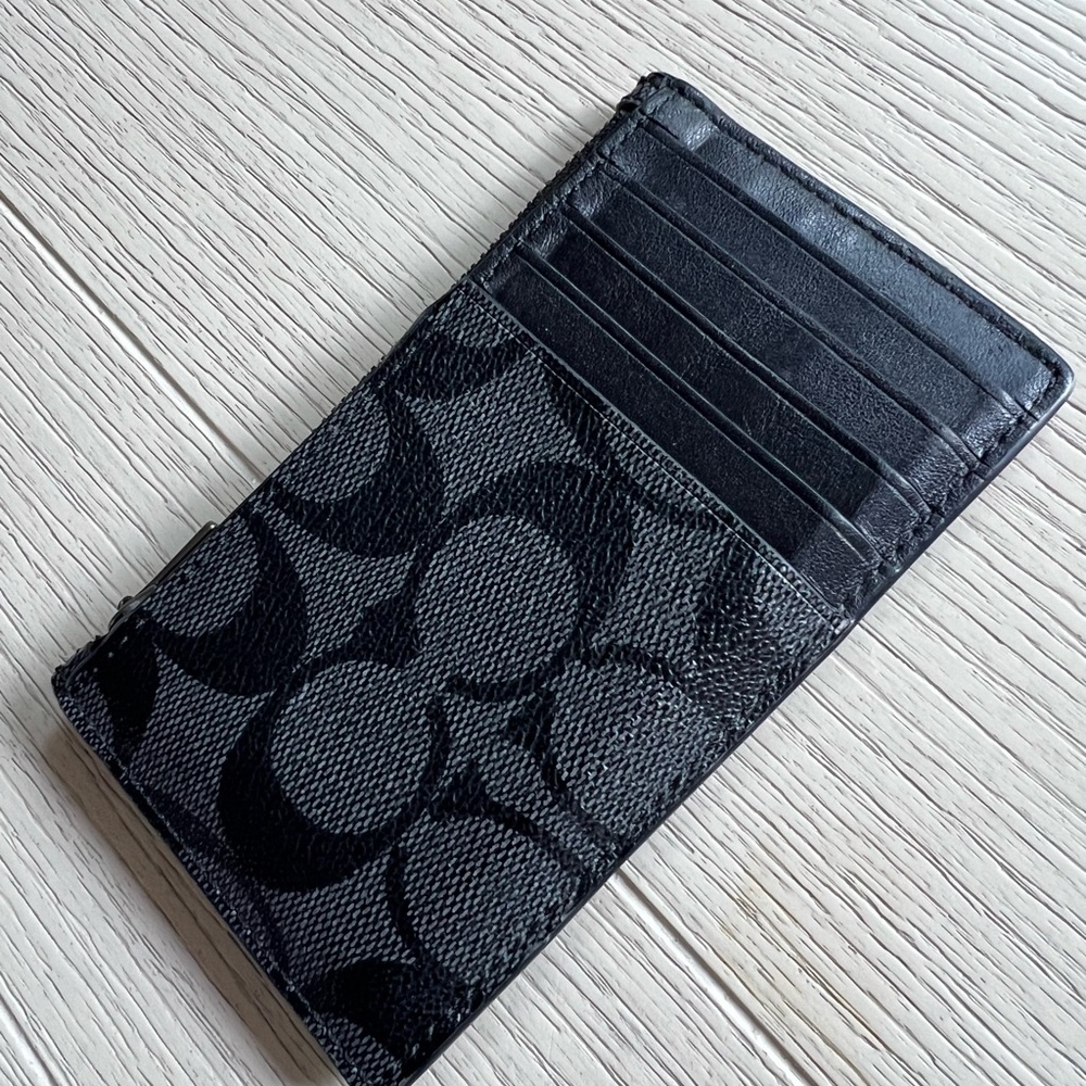 Coach Black Key Card Holder Signature Design (unisex)